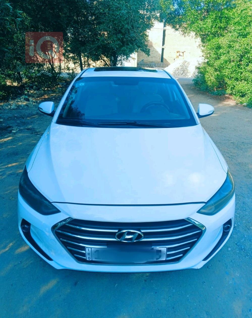 هیۆندای ئەلەنترا